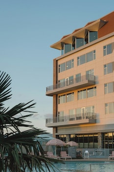 caravan court hotel