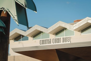 caravan court hotel