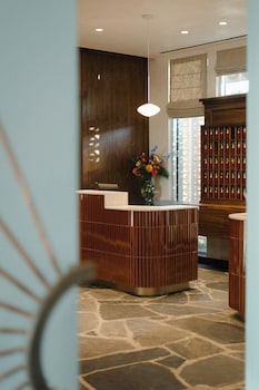 caravan court hotel
