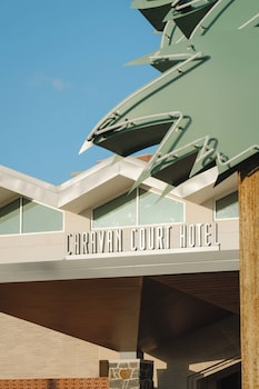 caravan court hotel