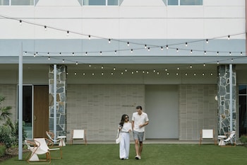 caravan court hotel