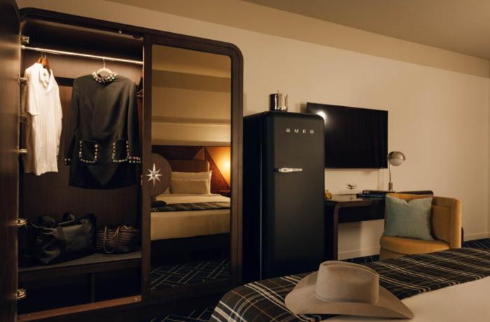 caravan court hotel