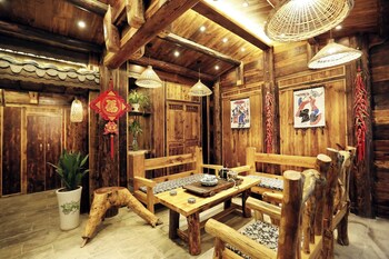 xiangxi dreamweaver inn