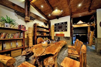 xiangxi dreamweaver inn