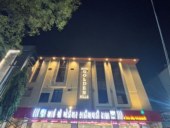 hotel golden hills