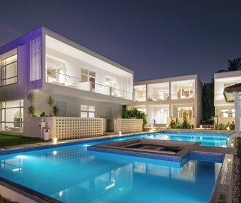 tang house