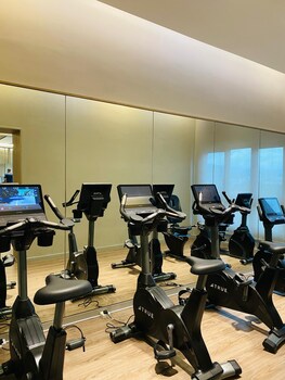 agile skyview suites klcc by moonlight