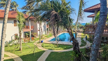 arinna beach resort