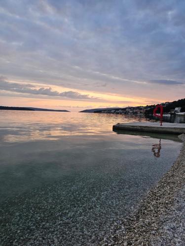 room ela