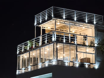 The Sarai,,3 star