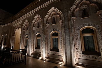 shamas hotel
