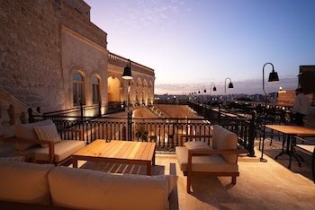 shamas hotel
