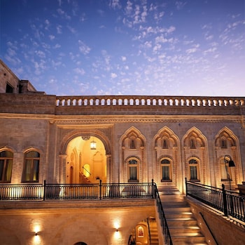 shamas hotel