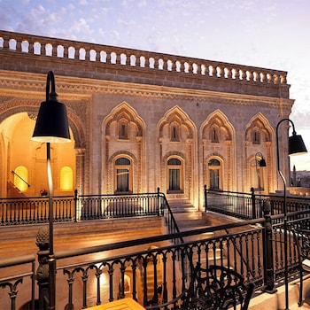shamas hotel