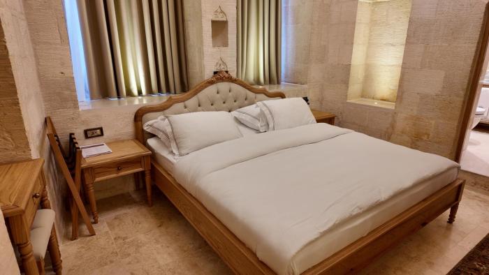 shamas hotel