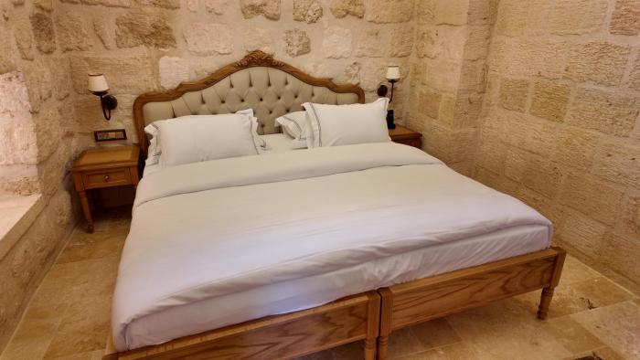 shamas hotel