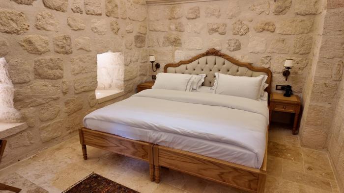 shamas hotel
