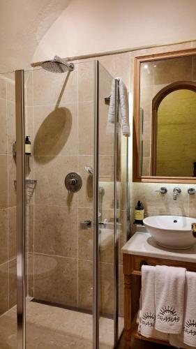 shamas hotel