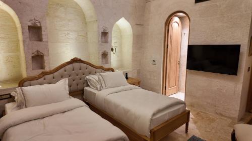 shamas hotel