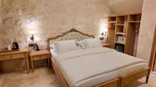 shamas hotel