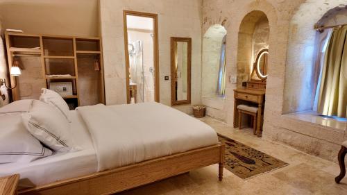 shamas hotel