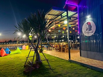 rose park resort