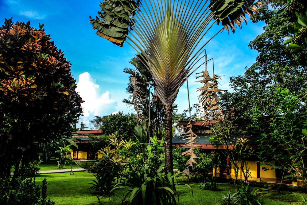 catarata eco lodge