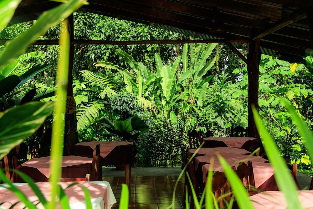 catarata eco lodge