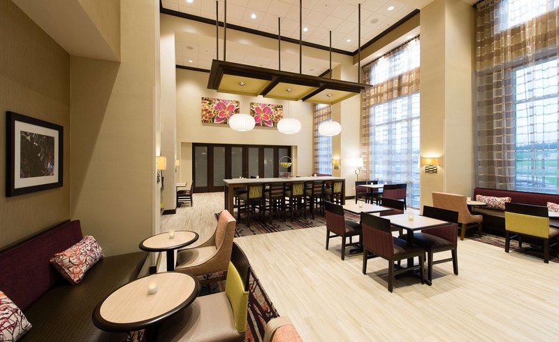 hampton inn and suites orangeburg
