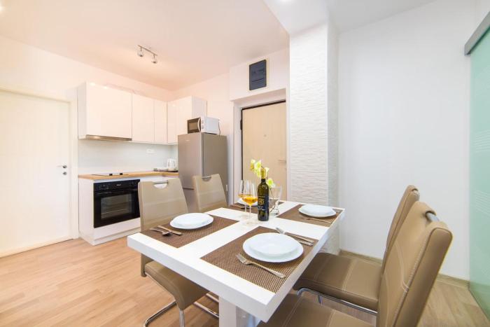 apartment karlo