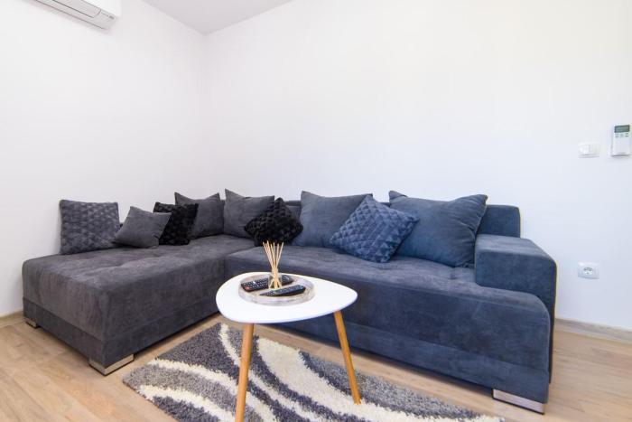 apartment karlo