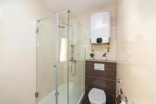 apartment karlo