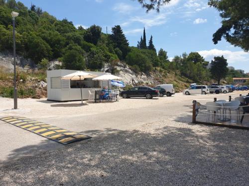 ploce