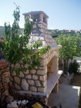 Apartments Vjenceslava,,2 star