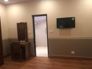 jungle safari resort