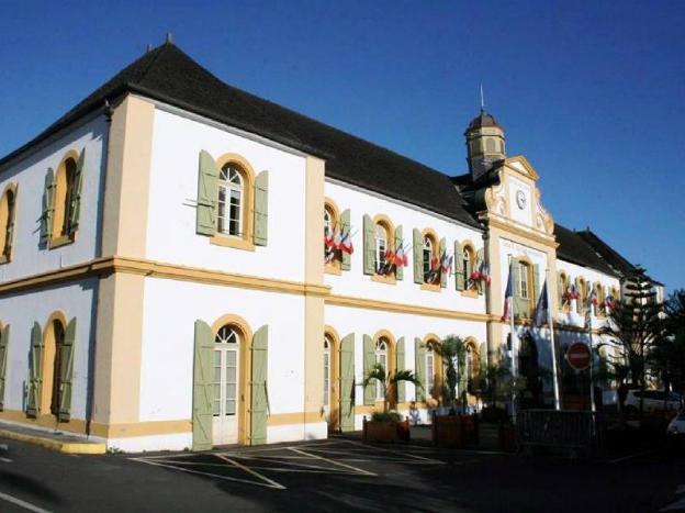 lindsey hotel