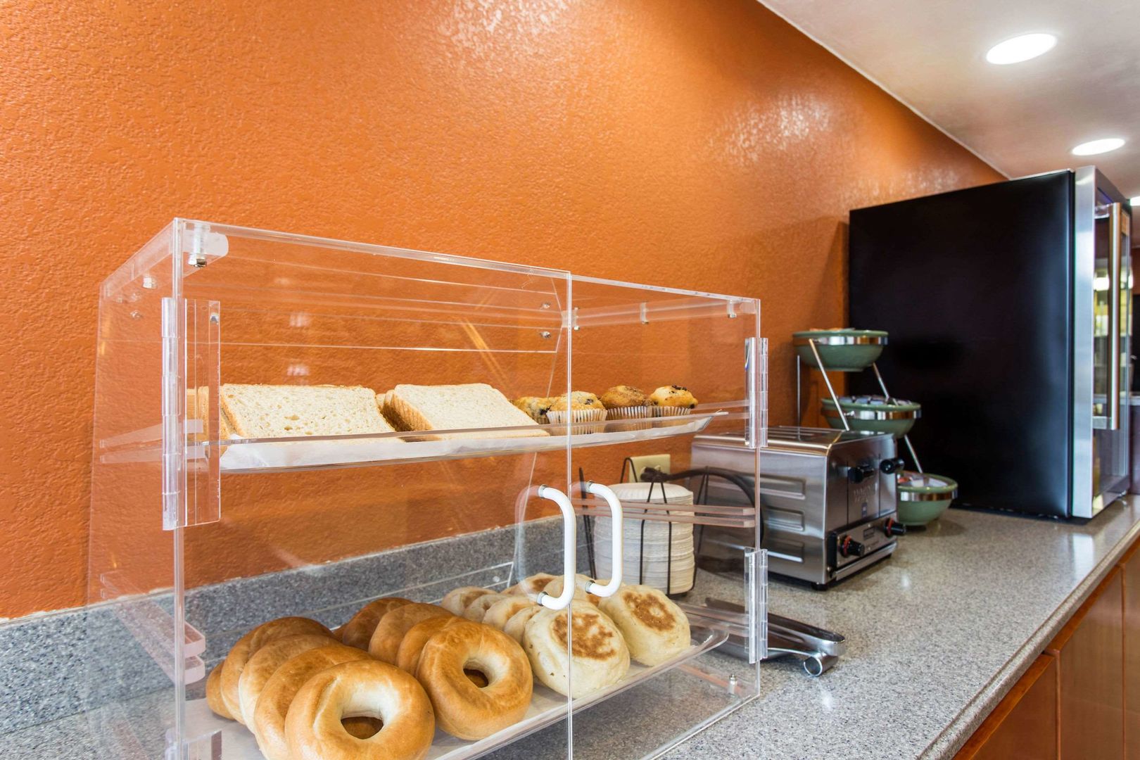 econo lodge inn and suites charlotte nc