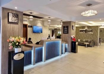 el aziz inn cheraga
