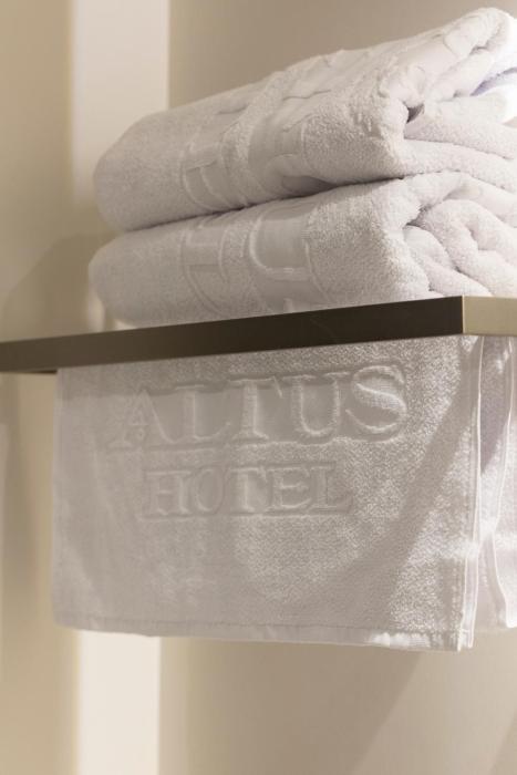 altus hotel