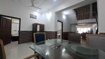 taj homes a unit of sahnis villa