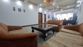 taj homes a unit of sahnis villa