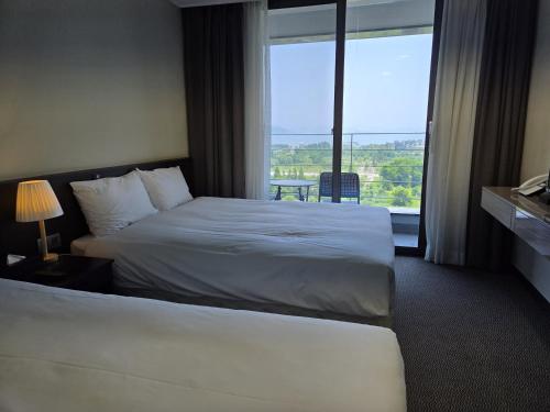 riviera hotel yeongjong