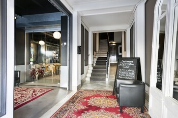 fira centric apartments by gaiarooms