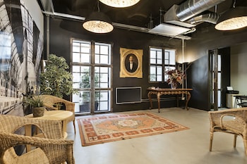 fira centric apartments by gaiarooms