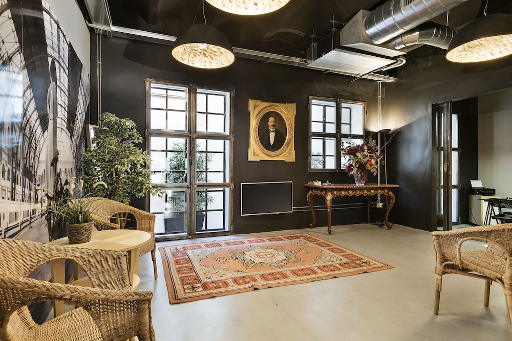 fira centric apartments by gaiarooms