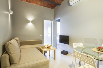 fira centric apartments by gaiarooms