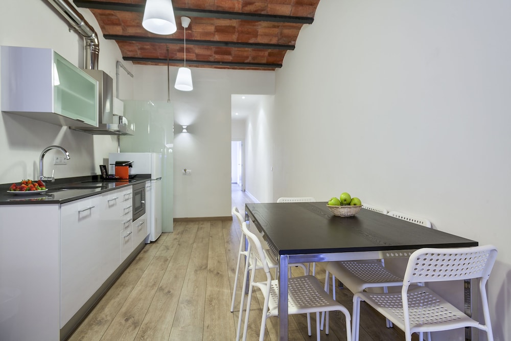fira centric apartments by gaiarooms