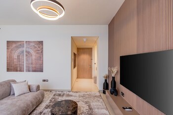 Sophisticated Interior Near Hayat Beach,,4 star