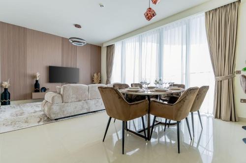 sophisticated interior near hayat beach