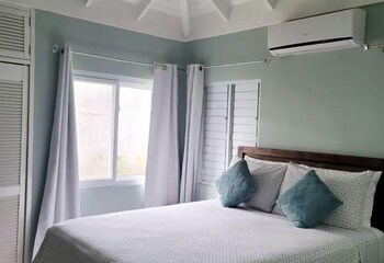 the crest serenity oasis villa